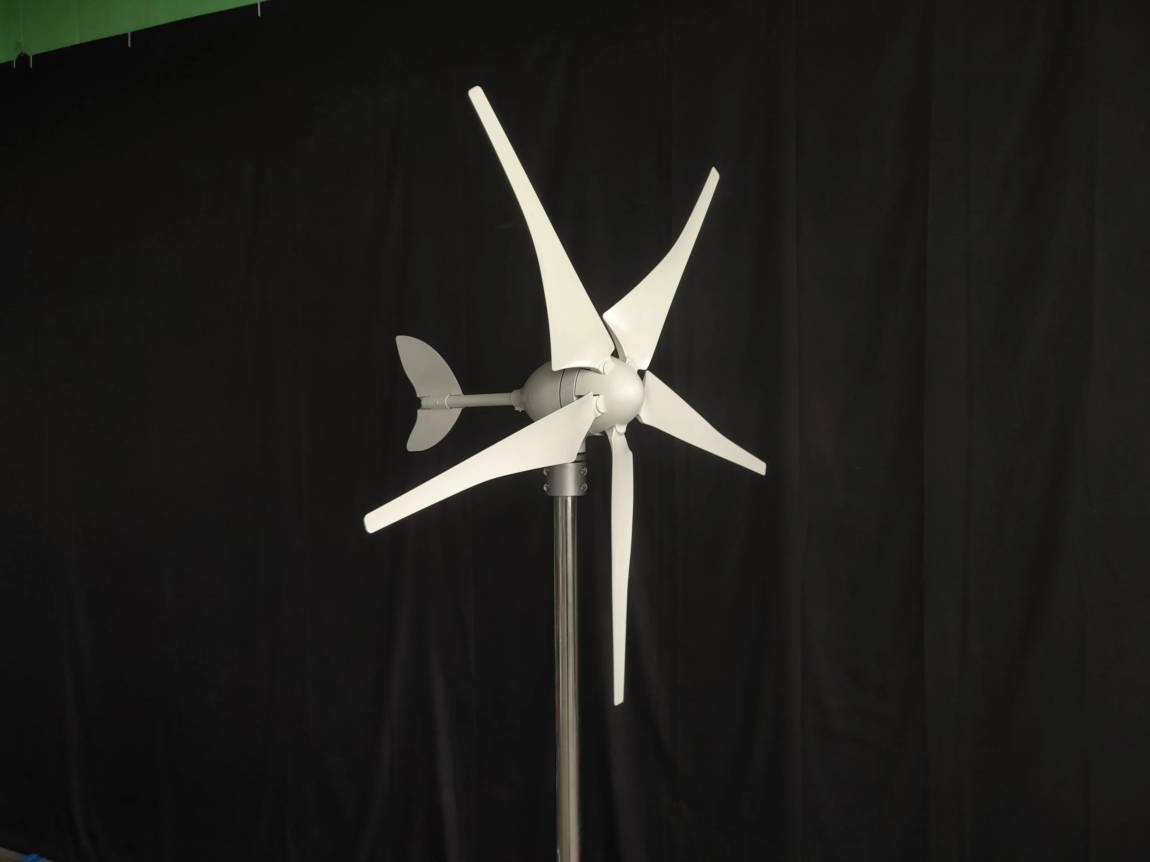 Generatory energii odnawialnej – Renewable Energy Price recenzja i cena